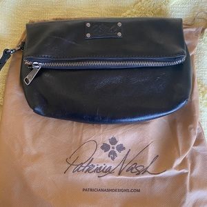 Patricia Nash Wristlet
